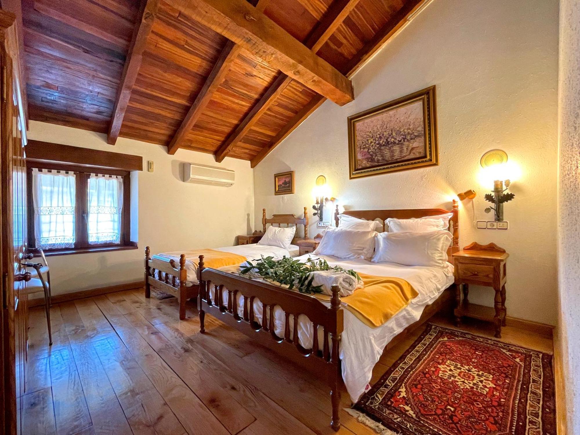 Hotel Peruskenea Хаунсарас Экстерьер фото